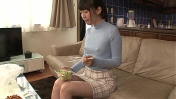 貧 乳 処女