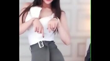 韓国 女優 巨乳