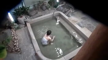 Onsen Tits